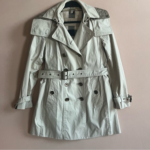 Burberry Brit Reymoor Quilted Vest Liner Removable Hooded Check Trench in size 8 - Picture 3 of 17